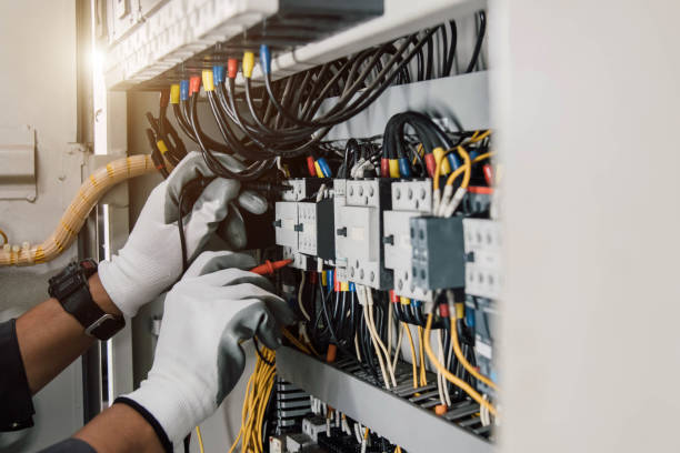 Best 24-Hour Electrician  in Clinton, MO